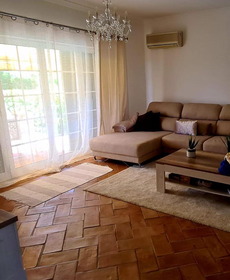 Dans Hoteliere De Gamme Apartment *